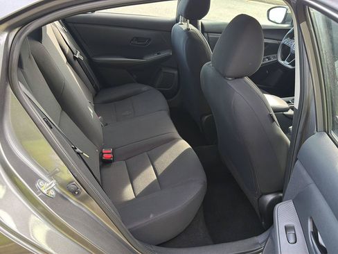 Used 2024 Nissan Sentra S FWD image 11