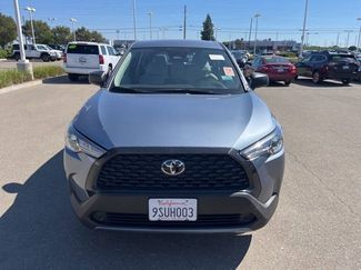 Used 2025 Toyota Corolla Cross L video 2