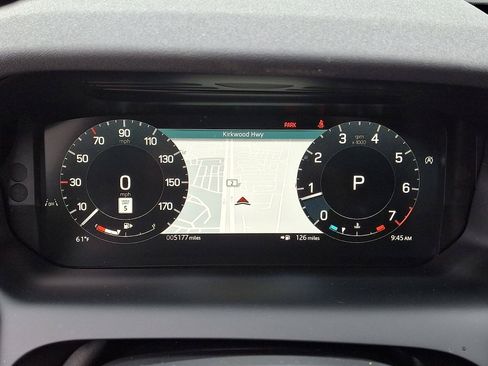 Certified 2025 Land Rover Discovery Sport Dynamic SE AWD/4WD image 21