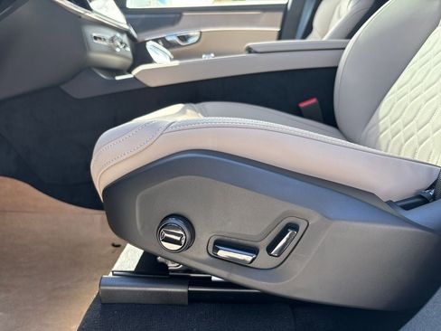 New 2026 Volvo XC90 B6 Plus w/ Protection Package Premier image 12