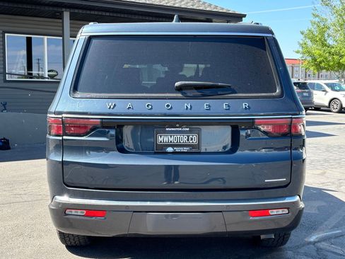 Used 2022 Jeep Wagoneer Series I w/ Convenience Group I AWD/4WD image 4