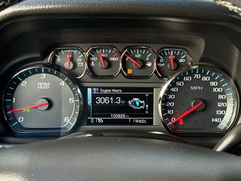 Used 2020 Chevrolet Tahoe LT RWD image 24
