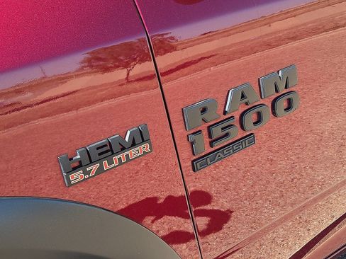 Used 2024 RAM 1500 Warlock AWD/4WD image 12