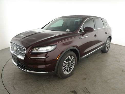 Used 2023 Lincoln Nautilus Standard image 8