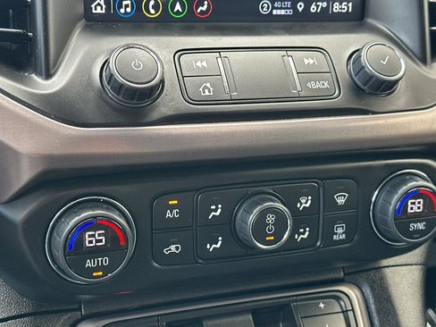 Certified 2023 GMC Acadia AT4 w/ Technology Package AWD/4WD image 30