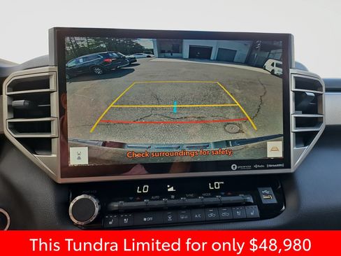 Used 2024 Toyota Tundra Limited w/ Power Package AWD/4WD image 28
