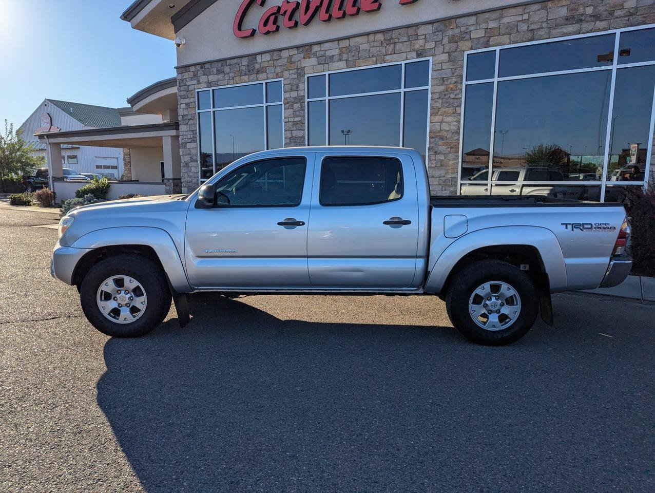 Used 2013 Toyota Tacoma 4x4 Double Cab w/ TRD Off-Road Pkg image 2