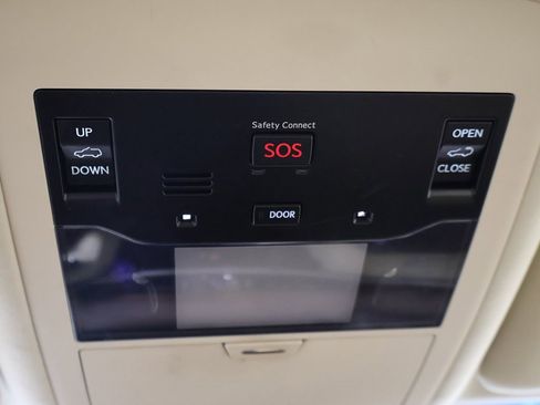 Used 2016 Lexus LX 570 4WD image 65