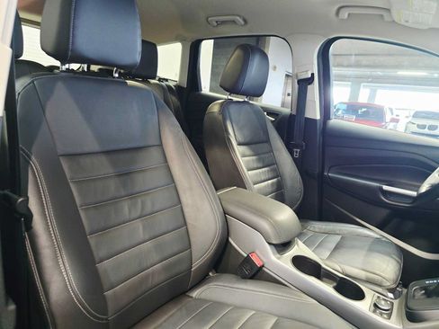Used 2016 Ford Escape SE w/ Leather Comfort Package AWD/4WD image 25
