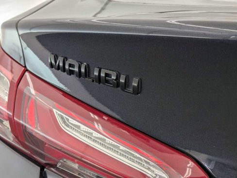 Used 2022 Chevrolet Malibu LT FWD image 13