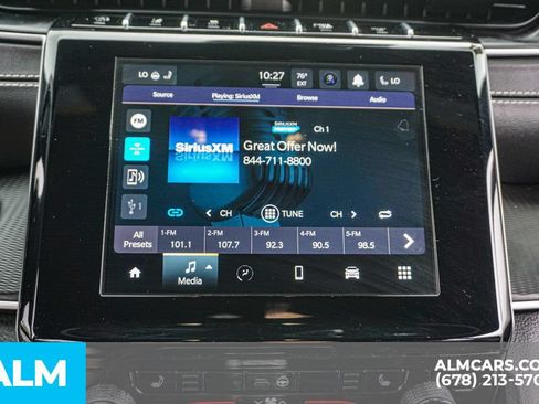 Used 2025 Jeep Grand Cherokee Altitude AWD/4WD image 38