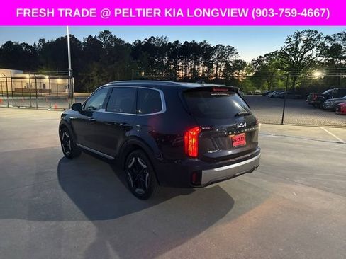 Used 2025 Kia Telluride S image 3