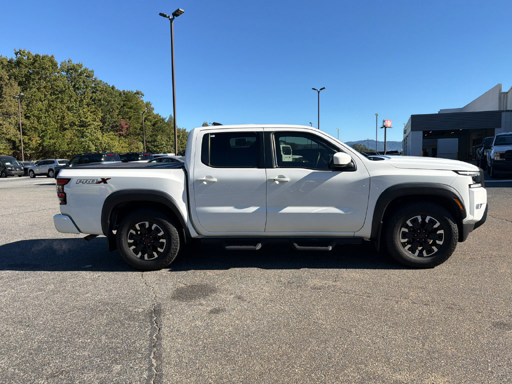 Used 2023 Nissan Frontier Pro-X w/ Tow Package RWD image 8