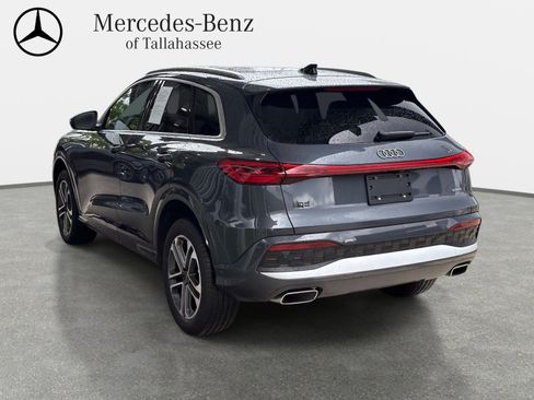 Used 2025 Audi Q5 Premium Plus AWD/4WD image 7