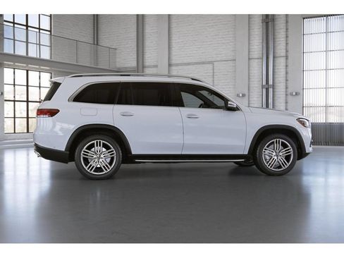 Used 2023 Mercedes-Benz GLS 450 4MATIC image 18