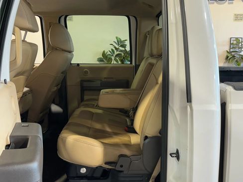 Used 2011 Ford F450 Lariat w/ Lariat Interior Pkg AWD/4WD image 10