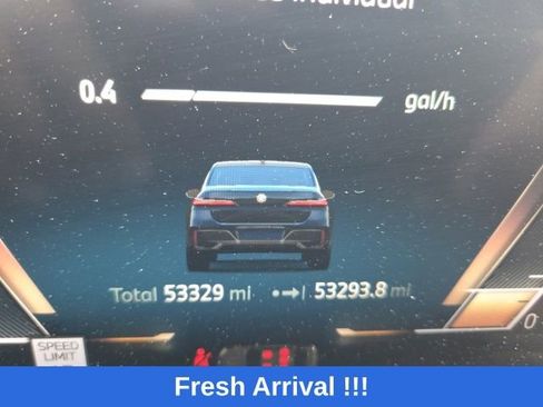 Used 2023 BMW 740i RWD image 12