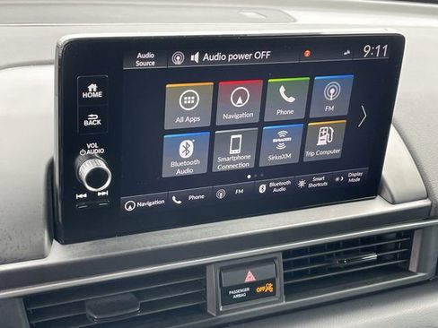 Certified 2025 Honda Pilot Touring image 17