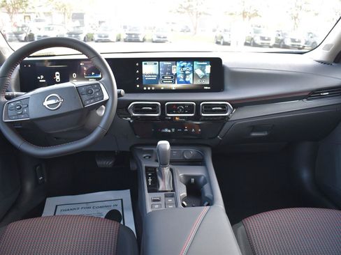 New 2026 Nissan Sentra SR FWD image 26