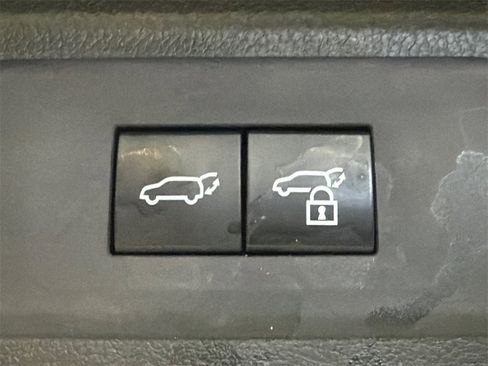 Used 2026 Toyota Grand Highlander XLE image 19