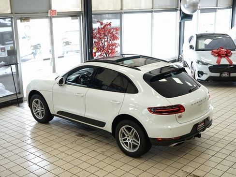 Used 2018 Porsche Macan image 63