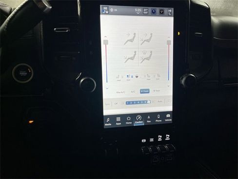 Certified 2023 RAM 2500 Limited image 19