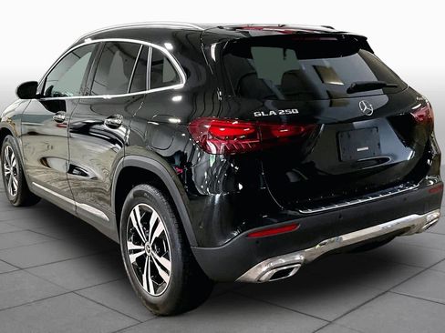 Used 2024 Mercedes-Benz GLA 250 4MATIC image 12