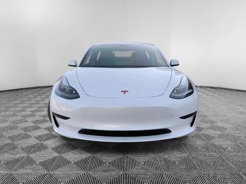 Used 2022 Tesla Model 3 Performance image 3
