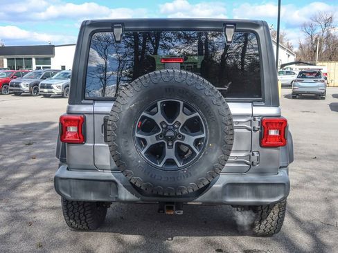 Used 2021 Jeep Wrangler Unlimited Sport AWD/4WD image 11