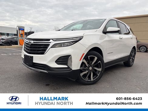 Used 2022 Chevrolet Equinox LT image 1