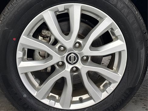 Used 2022 Nissan Rogue Sport S image 31