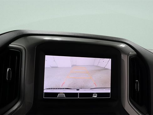 Used 2024 GMC Sierra 2500 Pro w/ Convenience Package image 14