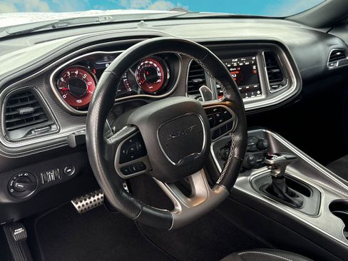 Used 2022 Dodge Challenger SRT Hellcat w/ Plus Package image 6