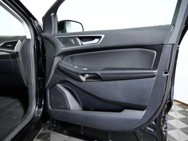 Certified 2024 Ford Edge SEL w/ Convenience Package AWD/4WD image 10