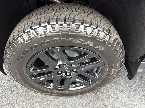 New 2026 Chevrolet Silverado 1500 Custom w/ Turbomax Blackout Package RWD image 9