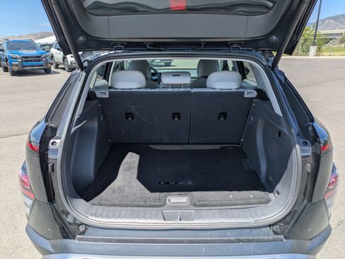 Used 2024 Hyundai Kona Limited AWD/4WD image 28