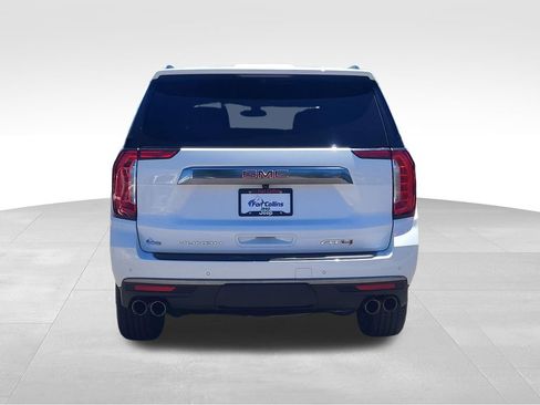 Used 2022 GMC Yukon XL AT4 AWD/4WD image 7