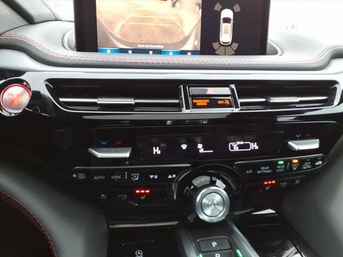 Used 2023 Acura MDX A-Spec image 18