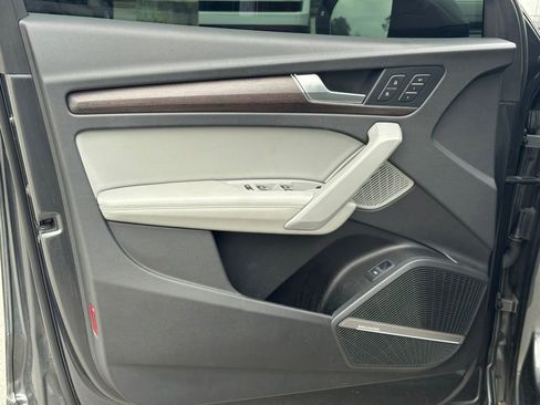 Used 2022 Audi Q5 2.0T Premium Plus w/ Premium Plus Package image 13