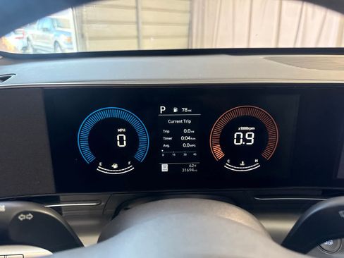 Used 2025 Hyundai Kona SEL FWD image 21