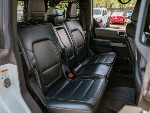 Used 2022 Ford Bronco Badlands AWD/4WD image 12