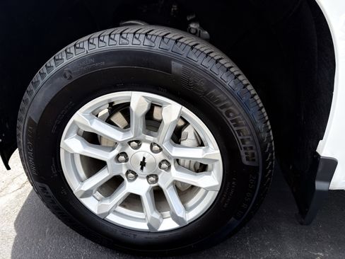 Used 2026 Chevrolet Silverado 1500 RST AWD/4WD image 38