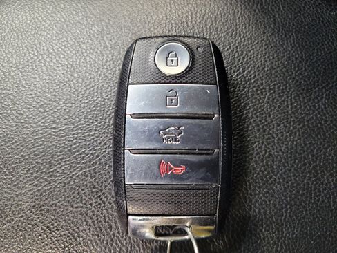 Used 2019 Kia Optima S w/ S Panoramic Sunroof Package FWD image 32