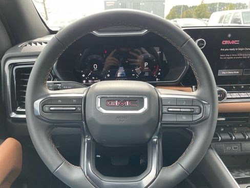 New 2026 GMC Canyon AT4 w/ Nightfall Edition image 14