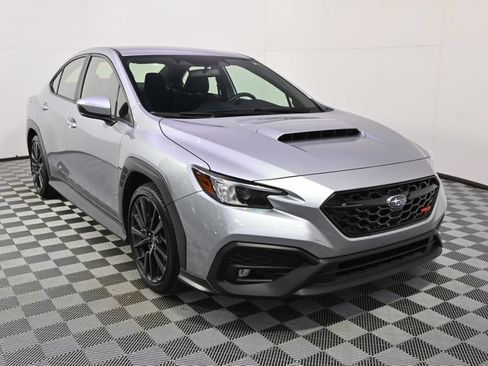 Used 2025 Subaru WRX Premium AWD/4WD image 9