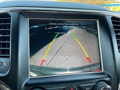 Used 2015 Jeep Grand Cherokee Limited w/ Trailer Tow Group IV image 26