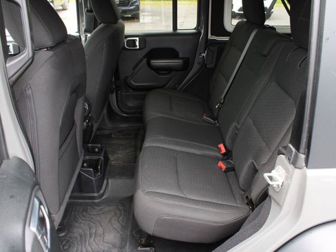 Used 2020 Jeep Wrangler Unlimited Sport AWD/4WD image 17
