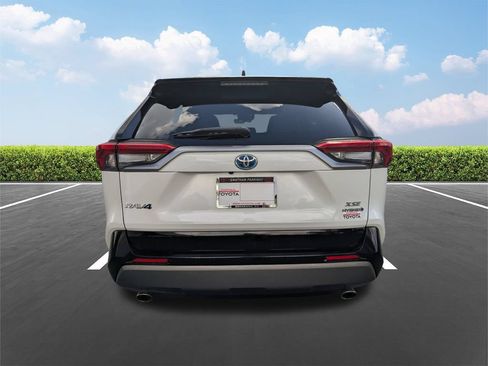 Used 2021 Toyota RAV4 XSE w/ XSE Grade Weather Package AWD/4WD image 6