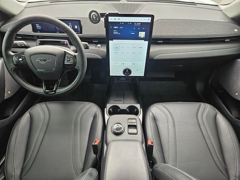 Used 2021 Ford Mustang Mach-E Premium image 20