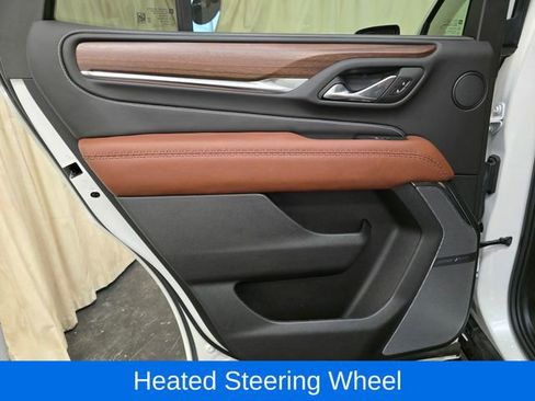 Used 2024 GMC Yukon Denali Ultimate AWD/4WD image 32